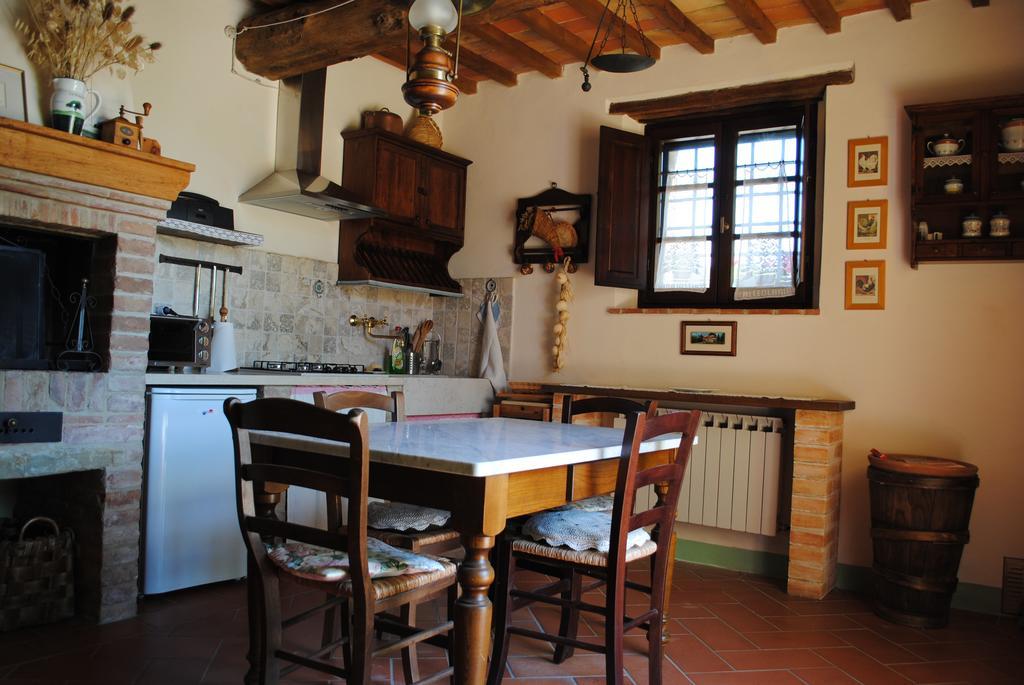 Hostal La Moiana San Quirico dʼOrcia Exterior foto
